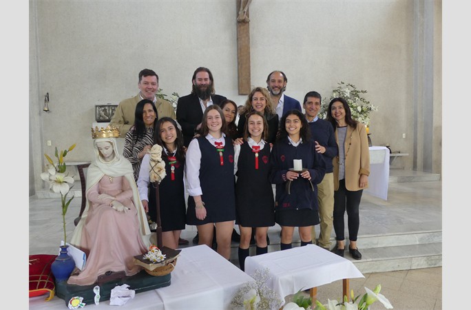 coronacion a mater (200)