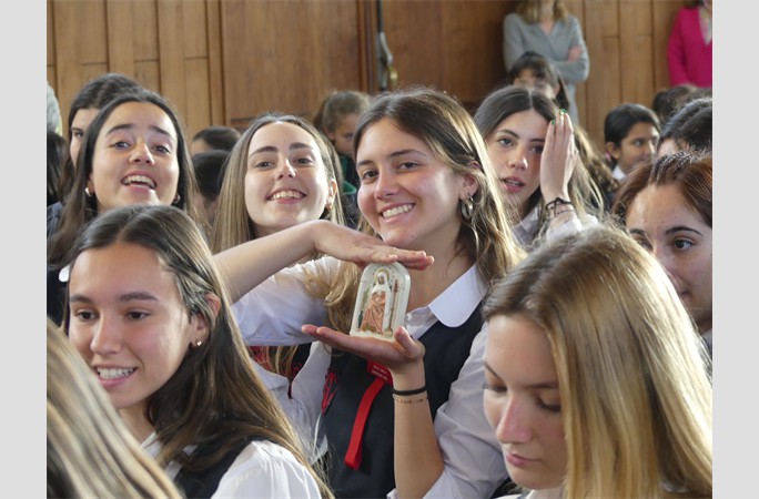 coronacion a mater (69)