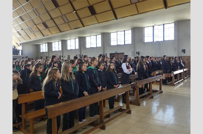coronacion a mater (9)