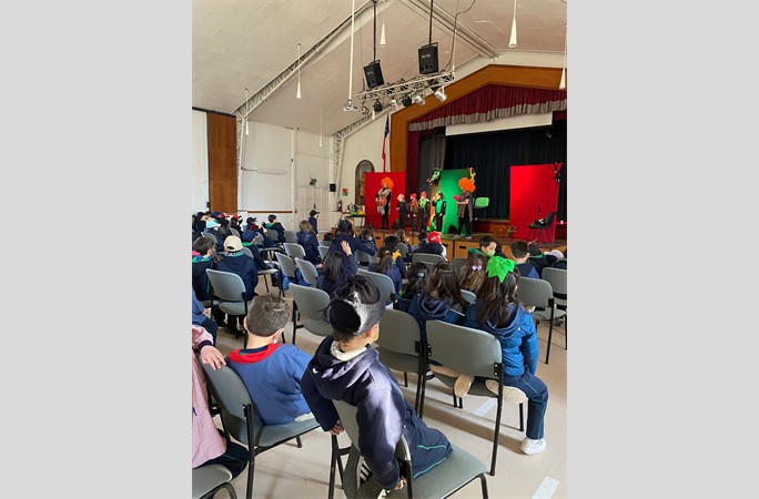english day obra teatro ooga booga 1 (1)